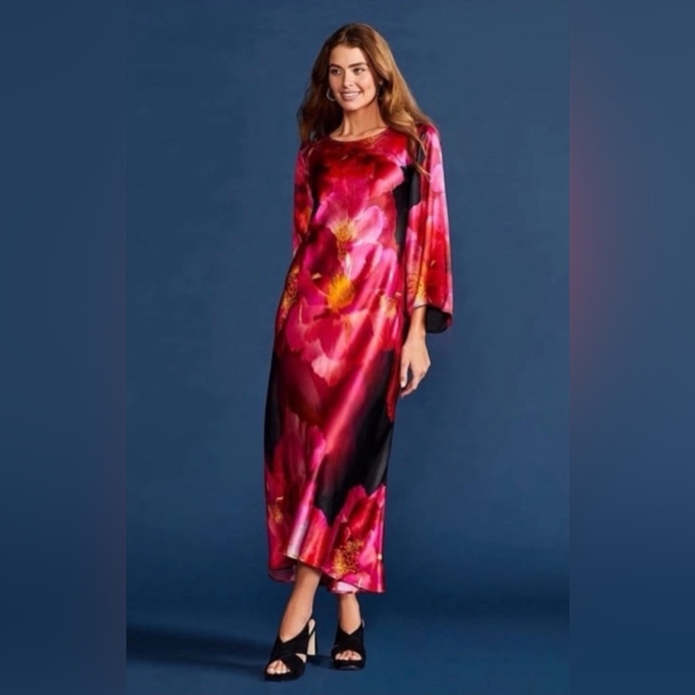 Johnny Was Small dress 100% silk floral New without tag